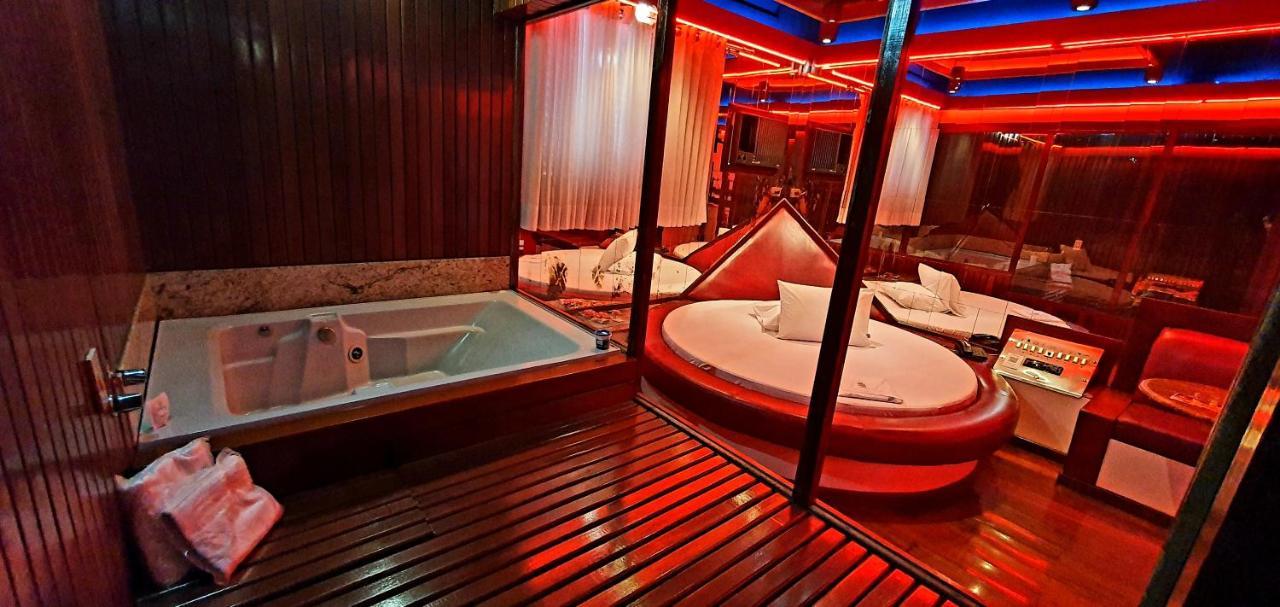 Motel Fantasy 5 Μπέλο Οριζόντε Εξωτερικό φωτογραφία