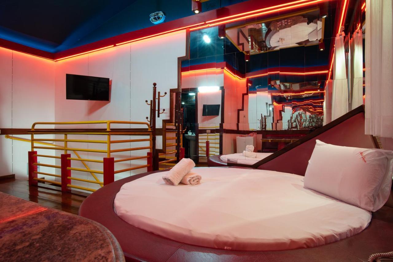 Motel Fantasy 5 Μπέλο Οριζόντε Εξωτερικό φωτογραφία