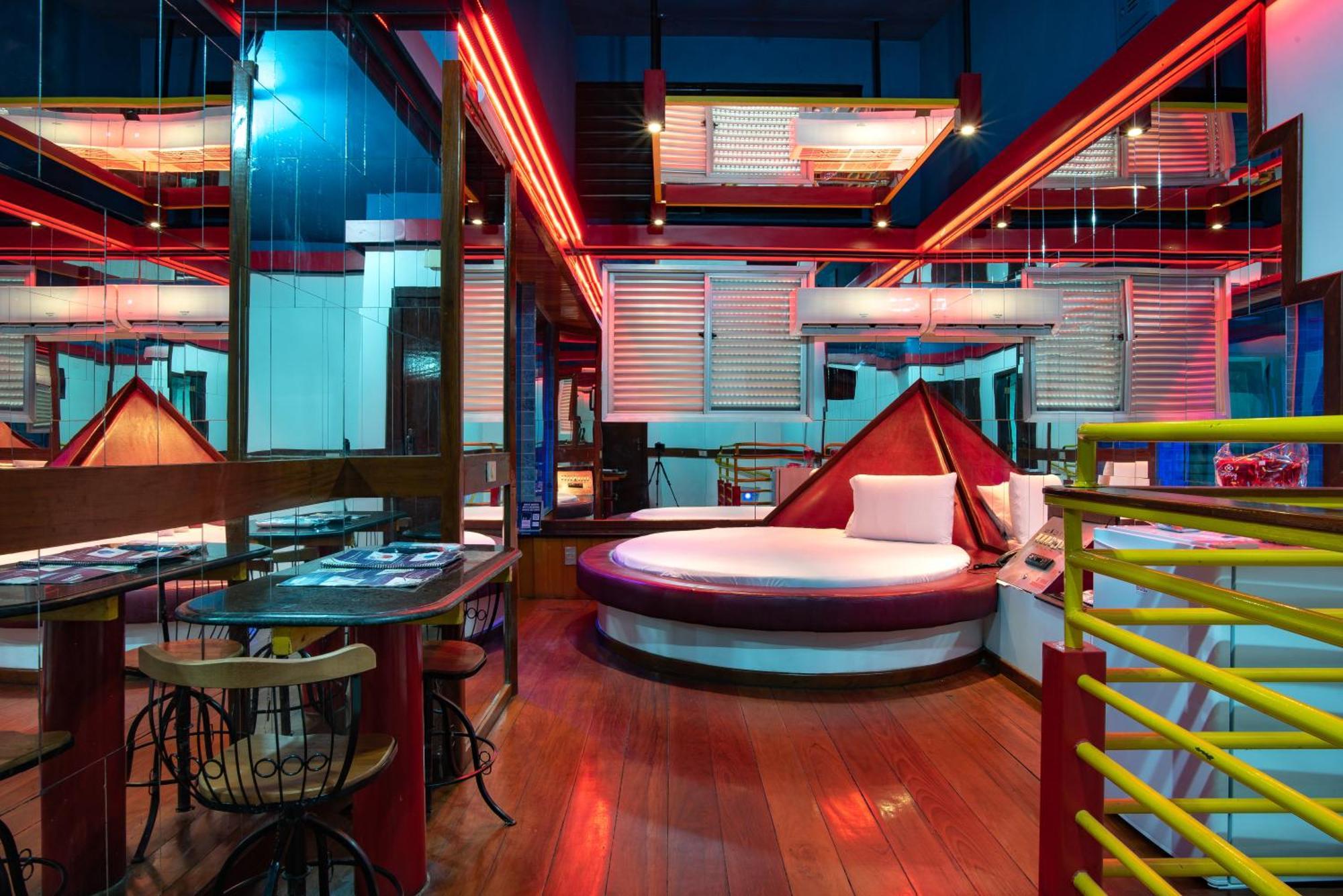 Motel Fantasy 5 Μπέλο Οριζόντε Εξωτερικό φωτογραφία