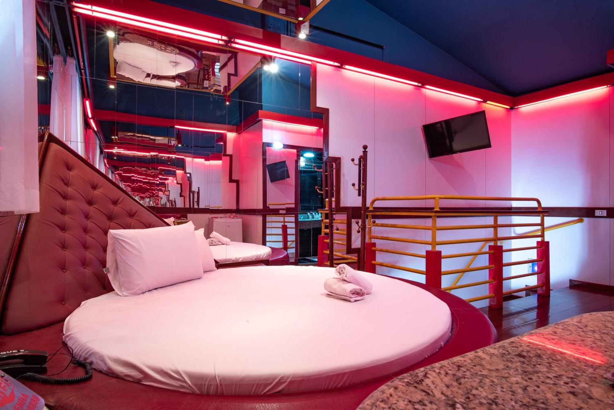 Motel Fantasy 5 Μπέλο Οριζόντε Εξωτερικό φωτογραφία
